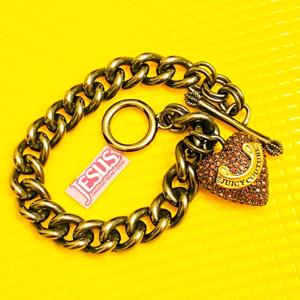 💰SOLD💰NWOT Juicy Couture Gunmetal tone Heart charm Bracelet - Picture 1 of 8